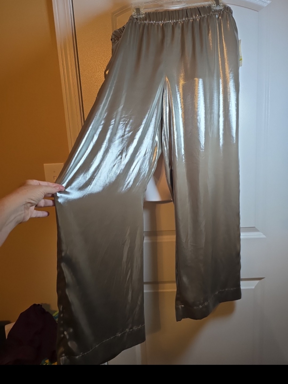 A NEW DAY Shiny Satin Pants Wide Leg Pants XL-XXL - Picture 2 of 8